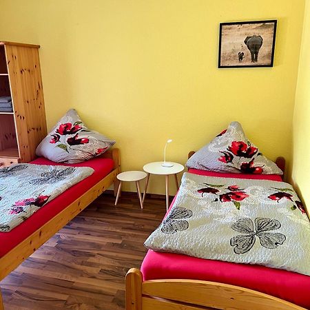 Gaestehaus Kerle Dossenheim Esterno foto